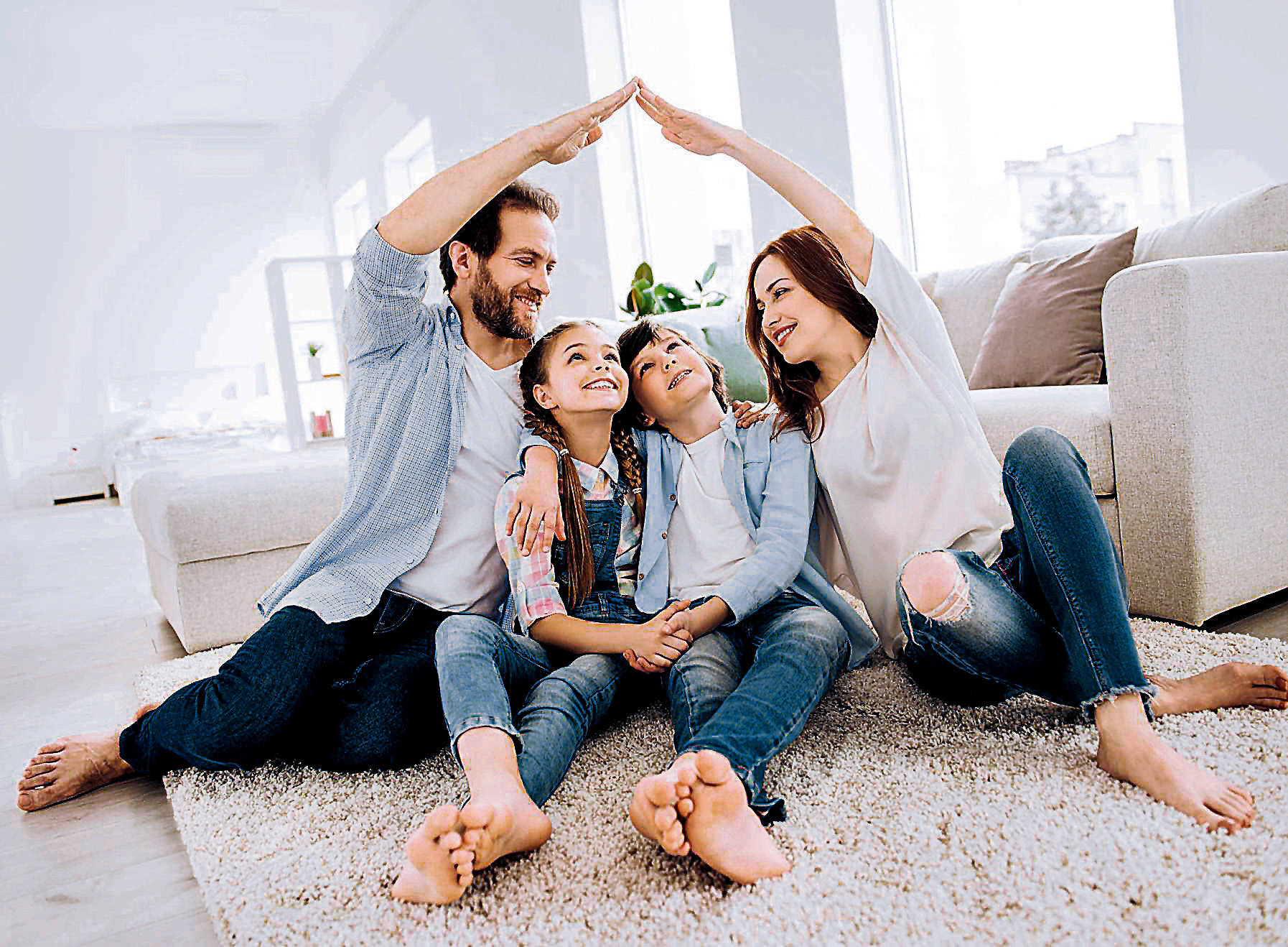 CREO QUE EL GOBIERNO  SEPARA FAMILIAS